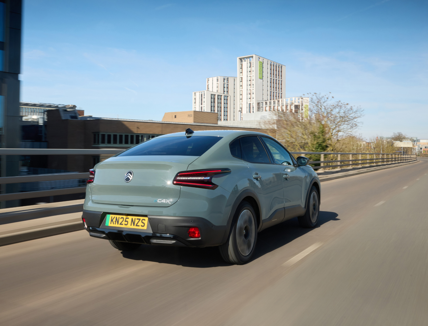 Citroën Finds That Councils Could Have Filled Over 30 Million Potholes In 2024 With A Standardised Approach To Repairs